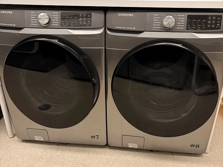 Washer & Dryer