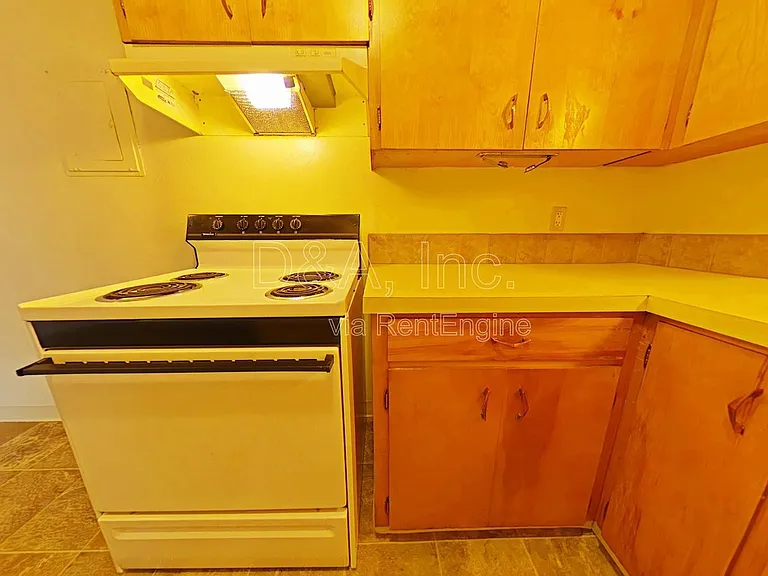 1110 NW Fillmore Ave — Photo 5