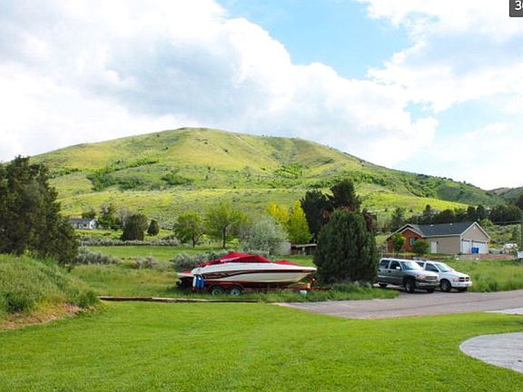 View of the mountains across