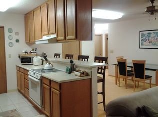 2772 Booth Rd #B, Honolulu, HI 96813