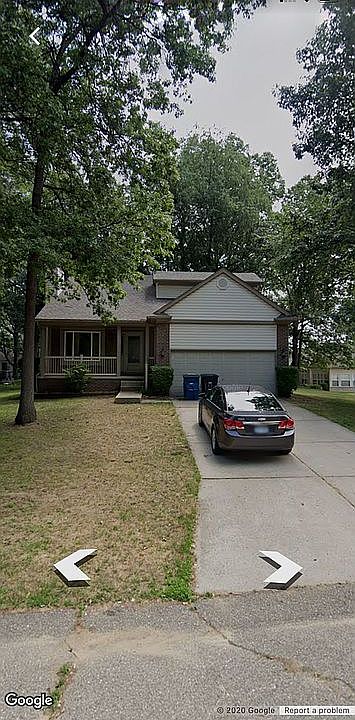 1690 N Crown