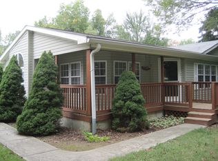 470 Pebble Pt, CLOVERDALE, IN 46120