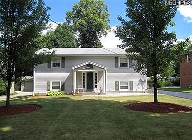1st image of 242-244 Meadowbrook Ave