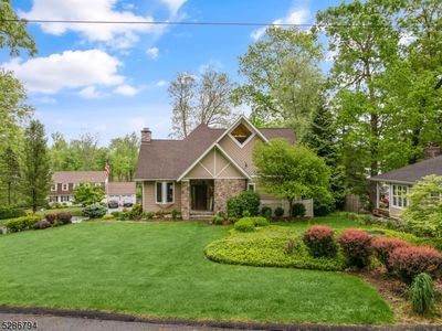 2 Grove Ter, Sparta, NJ, 07871