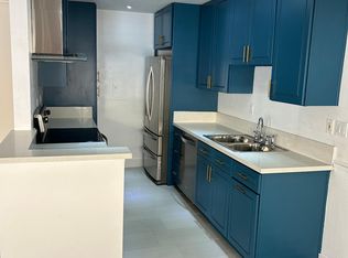 5328 Newcastle Ave UNIT 4, Encino, CA 91316