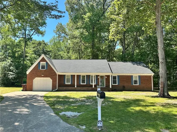 417 Saddle Ct, Chesapeake, VA 23323