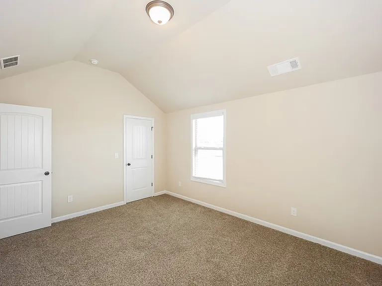 2386 Walker Dr — Photo 14