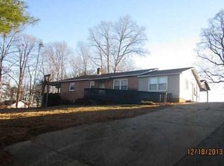 607 S Greenbriar Rd, Statesville, NC 28625