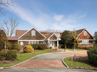 330 Dolphin Dr, Woodmere, NY 11598