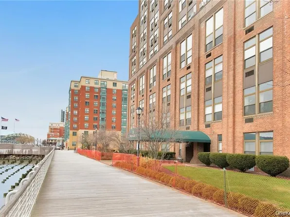 23 Water Grant Street #4I, Yonkers, NY 10701