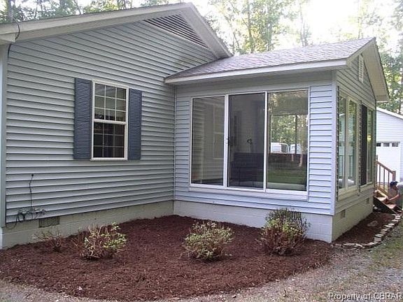 4th image of 1017 Belmont Dr