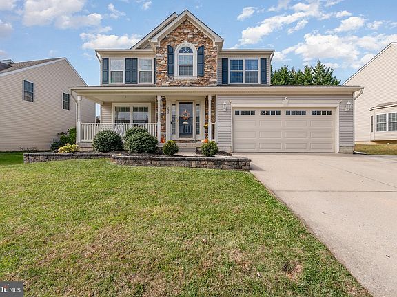 2nd image of 732 Hickory Limb Cir