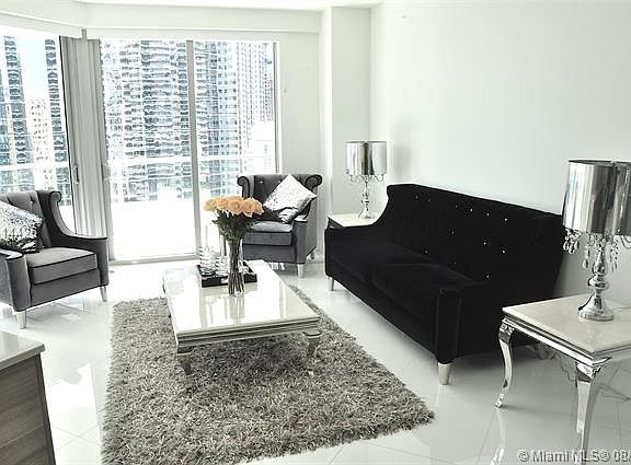 3rd image of 1300 Brickell Bay Dr APT 2302