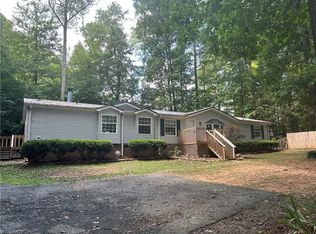 1080 Deer Trail Rd, King, NC 27021