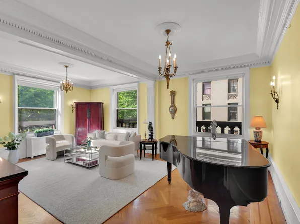 258 Riverside Drive image 1 of 11