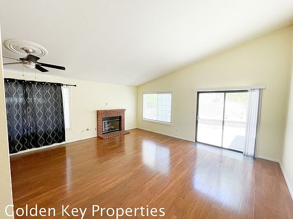 2nd image of 165 Paseo Marguerita