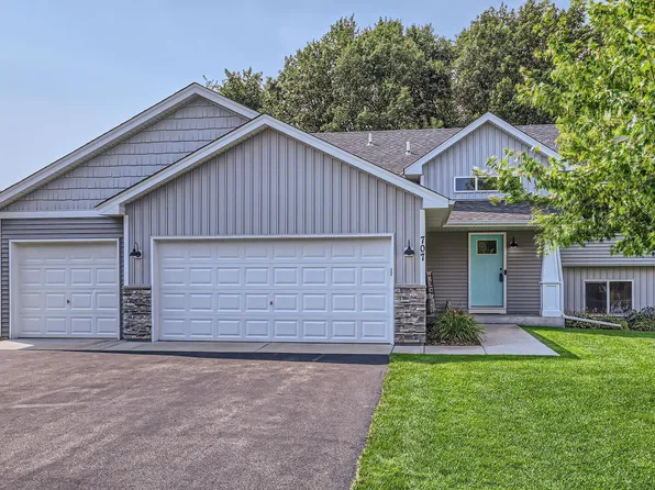 707 Brookview Ln SE, Isanti, MN 55040