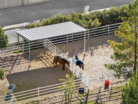 3rd image of 7185 Ranchito Cir