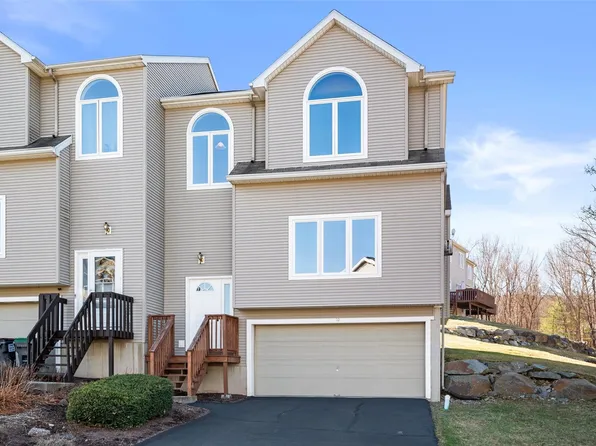 10 Rockridge Drive, Highland Mills, NY 10930