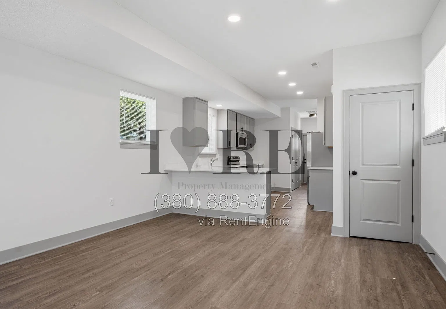 2 bed, 2.5 bath, 1220 sqft, $1,894 — Photo 3