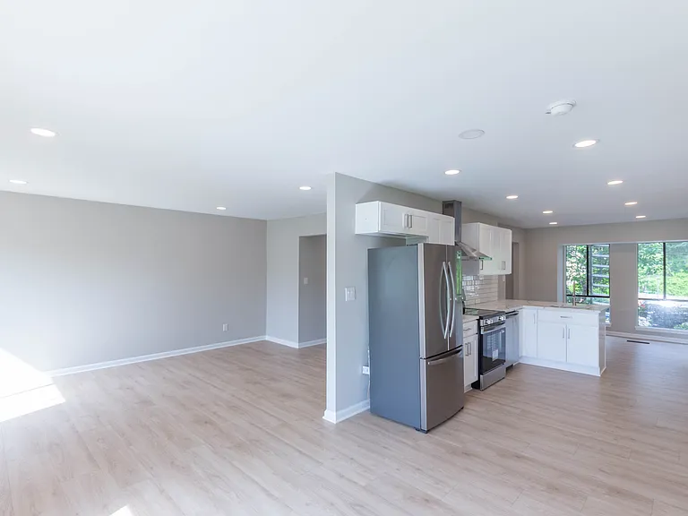 7914 Towerbell Ct — Photo 9