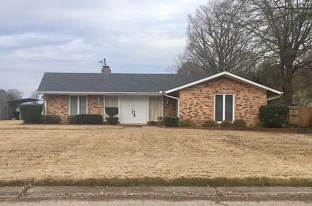 1st image of 1882 McClain Dr