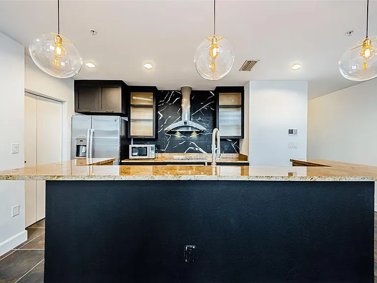 1002 Channelside Dr #3C — Photo 7