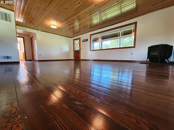 5th image of 92920 Cape Blanco Rd