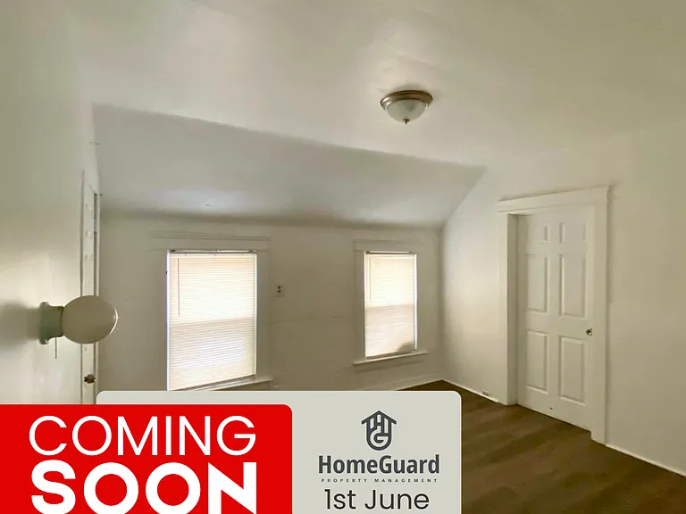 9522 Dunlap Ave — Photo 5