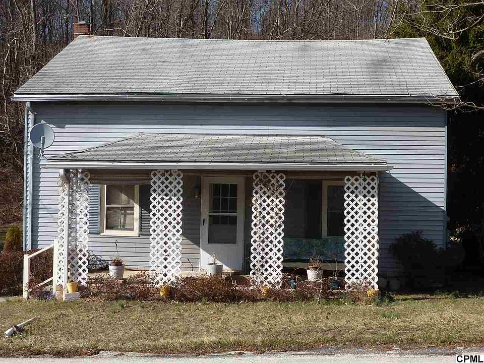 2nd image of 1415 Valley Rd