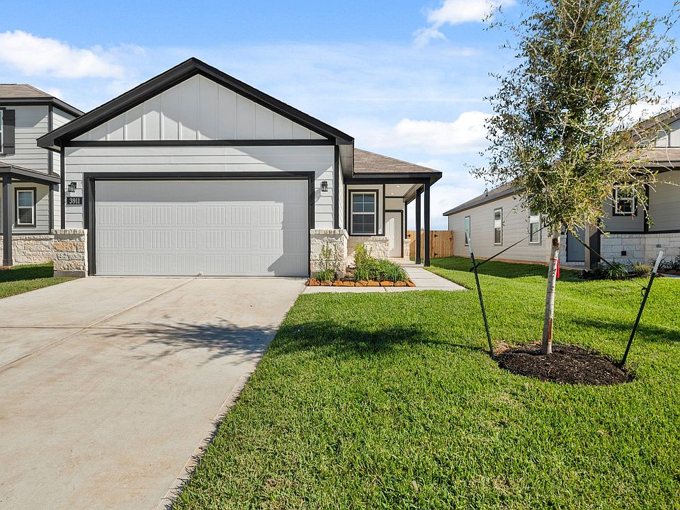 1st image of 3911 Glory Green Dr