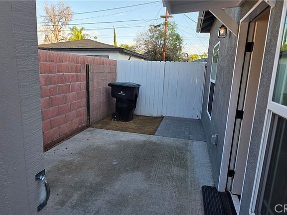 5th image of 1496 Powell Way