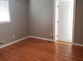 1433 Lakeside Rd, Virginia Beach, VA 23455