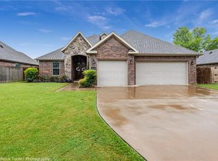 4358 E Black Canyon St, Fayetteville, AR 72701