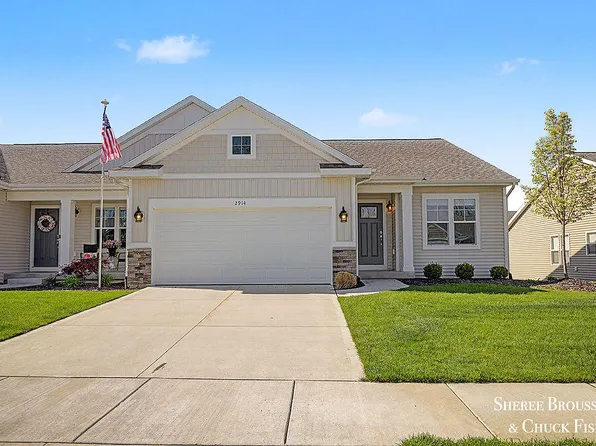 2914 Veld Creek Dr #31, Rockford, MI 49341