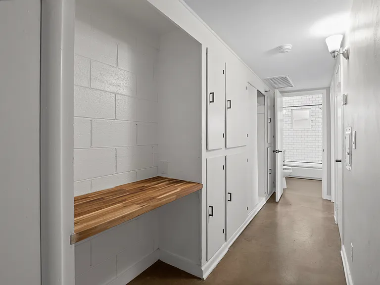 2242 N Dayton St #4 — Photo 14