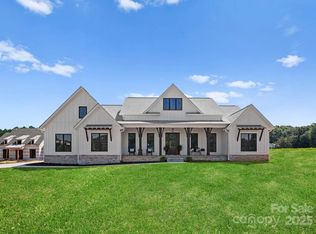 114 Quail Ridge Dr, Mooresville, NC 28117