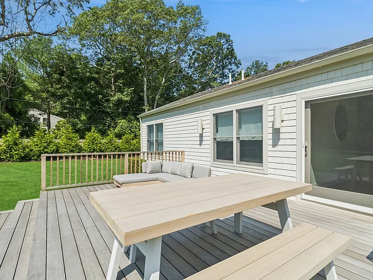 96 Town Ln — Photo 24