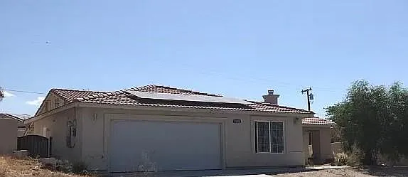 4 bed, 1898 sqft, $3,200 — Photo 1