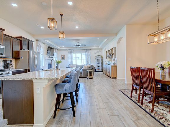 4th image of 2717 Camino Plata Loop NE