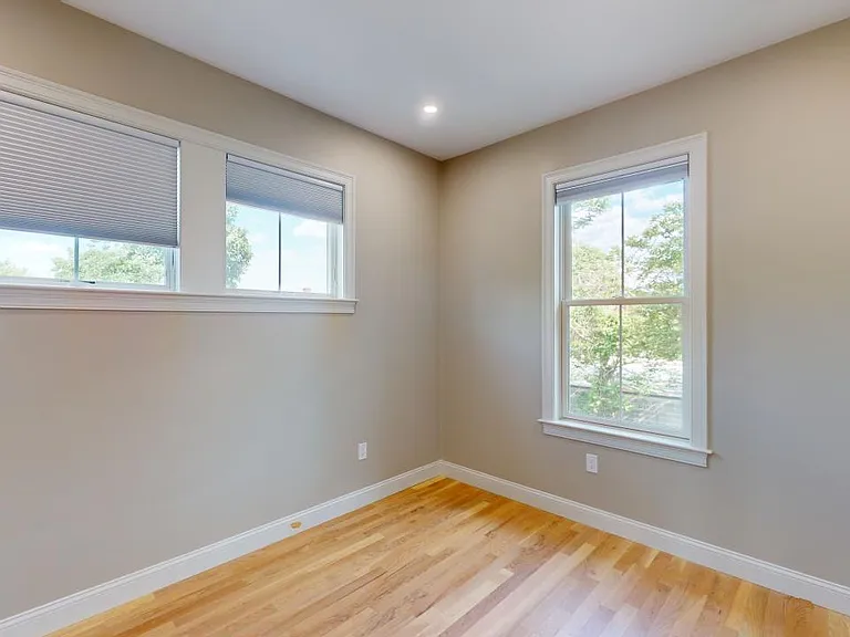 105 Hooker St #2 — Photo 14