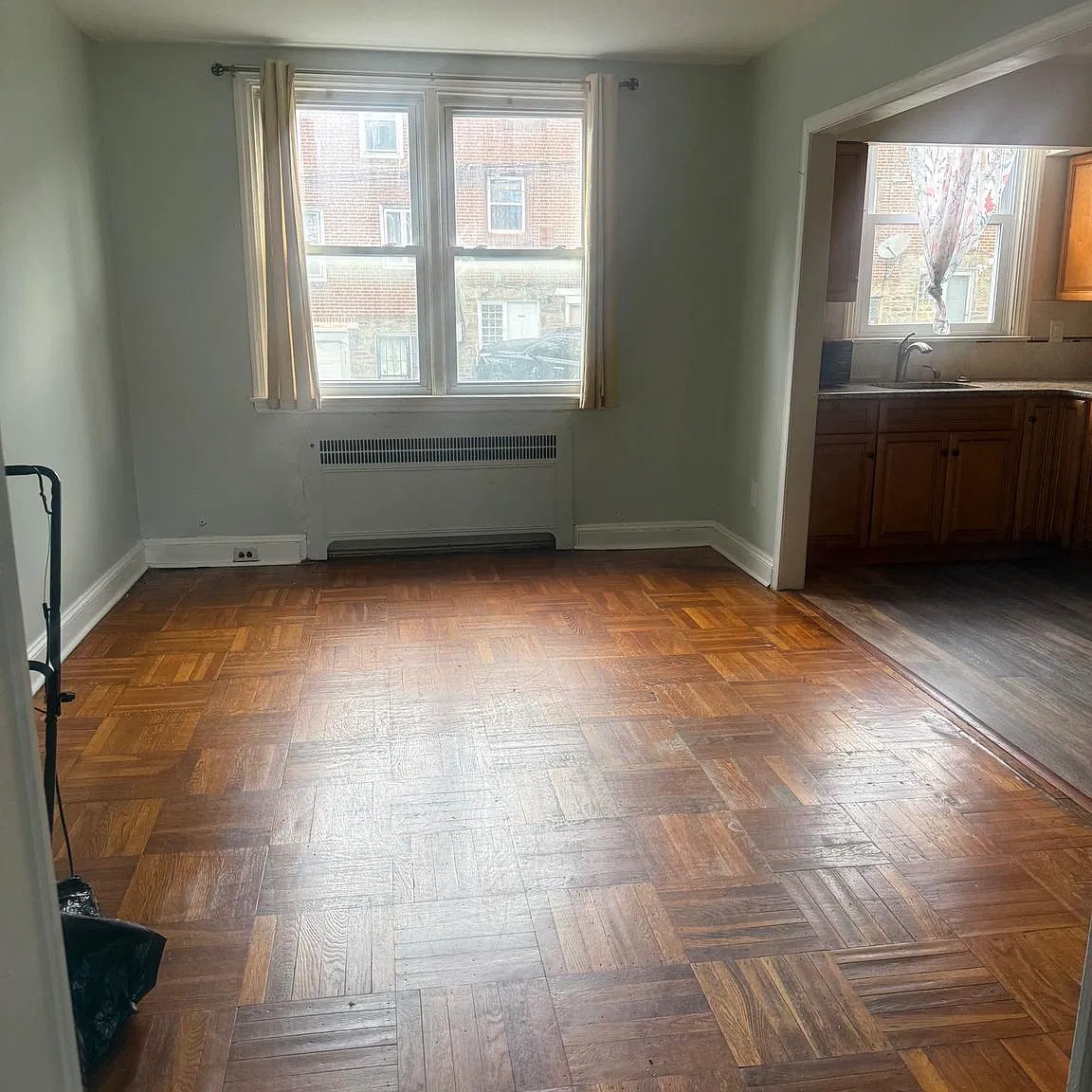 3 bed, 1152 sqft, $2,000 — Photo 3