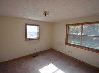 65 Hiram Dr, Newnan, GA 30265