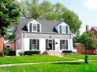 1411 S Ashland Ave, Park Ridge, IL 60068