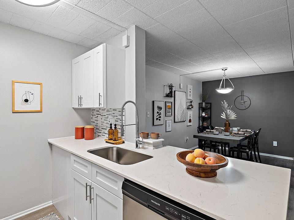 Southgate Apartments 16700 Quarry St Southgate MI Zillow