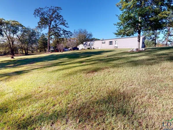 1899 Mount Pleasant Rd, Hallsville, TX 75650