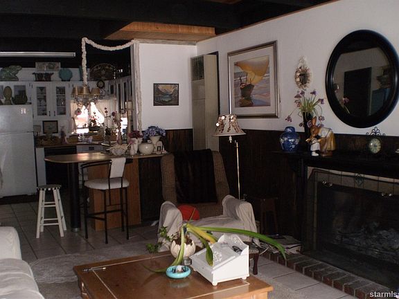 3rd image of 1031 Sierra Blvd APT A
