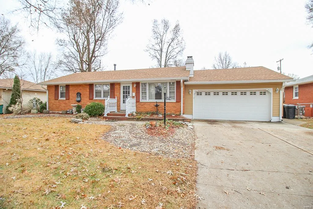 2578 Spalding Ave photo 1
