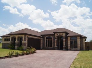905 Richland Dr, Alamo, TX 78516