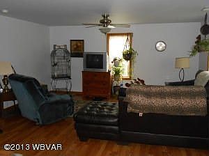 2nd image of 504 Reynolds St